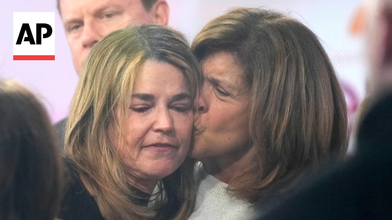 Photos show an emotional Savannah Guthrie visiting 'Today' show set