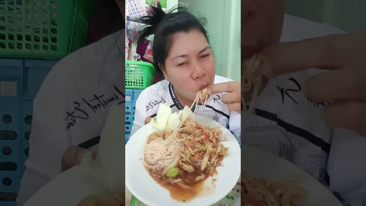 ตำบักหุ่งบ้านๆแซ่บหลาย แคปหมูกรอบนัวคัก