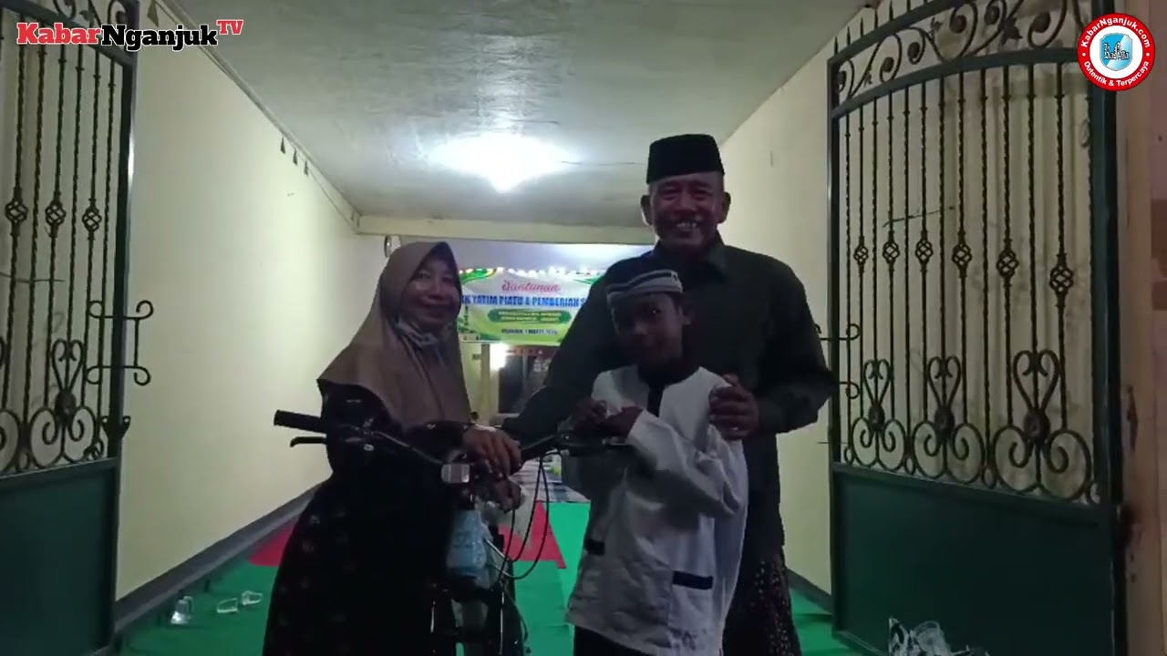 MASUK KE TAHUN KE TUJUH, KADES SUKOREJO KEMBALI BAGIKAN SEPEDA KE ANAK YATIM