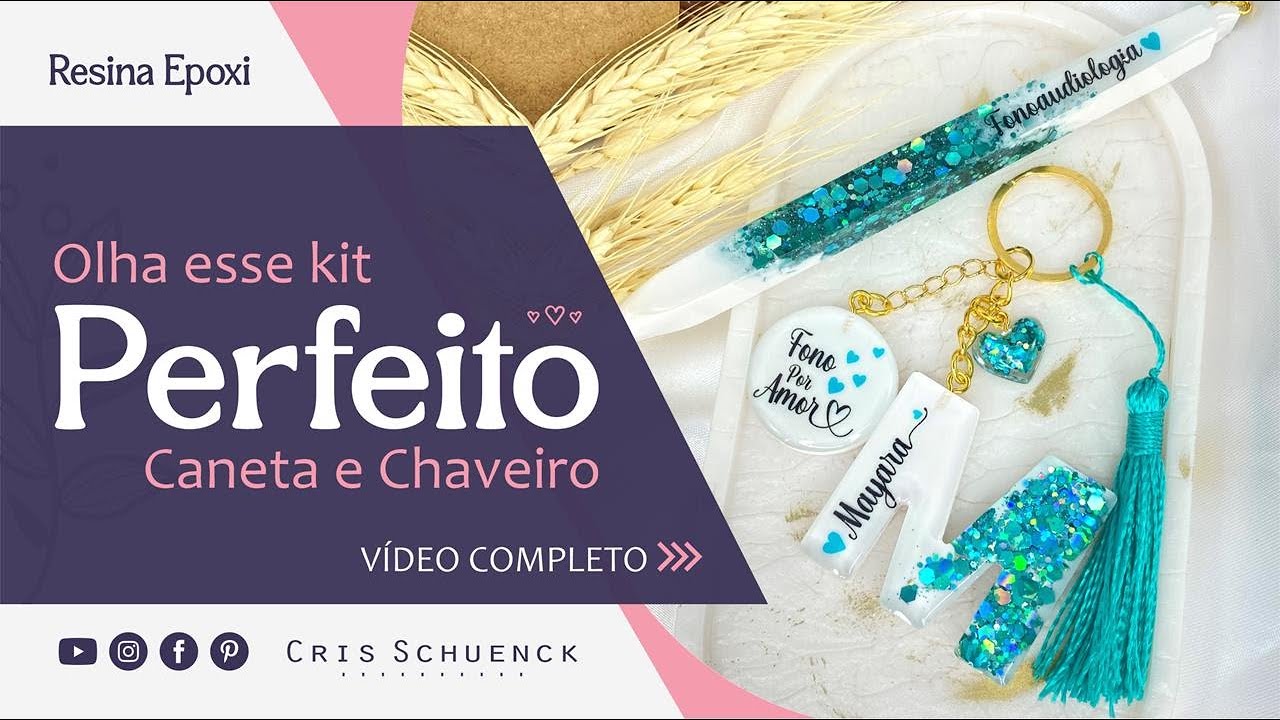 Caneta e chaveiro de resina personalizados. (Cris Schuenck)