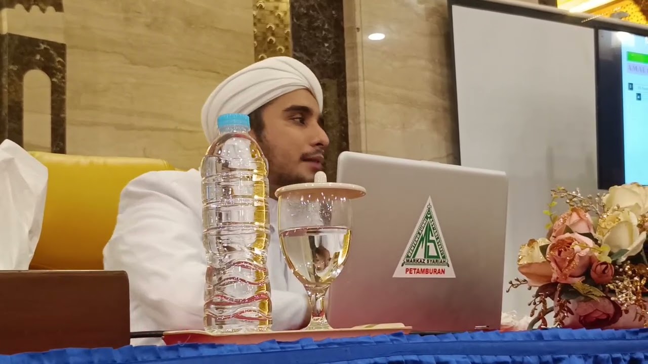 PENGAJIAN AKBAR AL HABIB HANIF BIN ABDRROHMAN AL ATTAS L.C MENYIKAPI BACAAN YASIN UNTUK AHLI QUBR