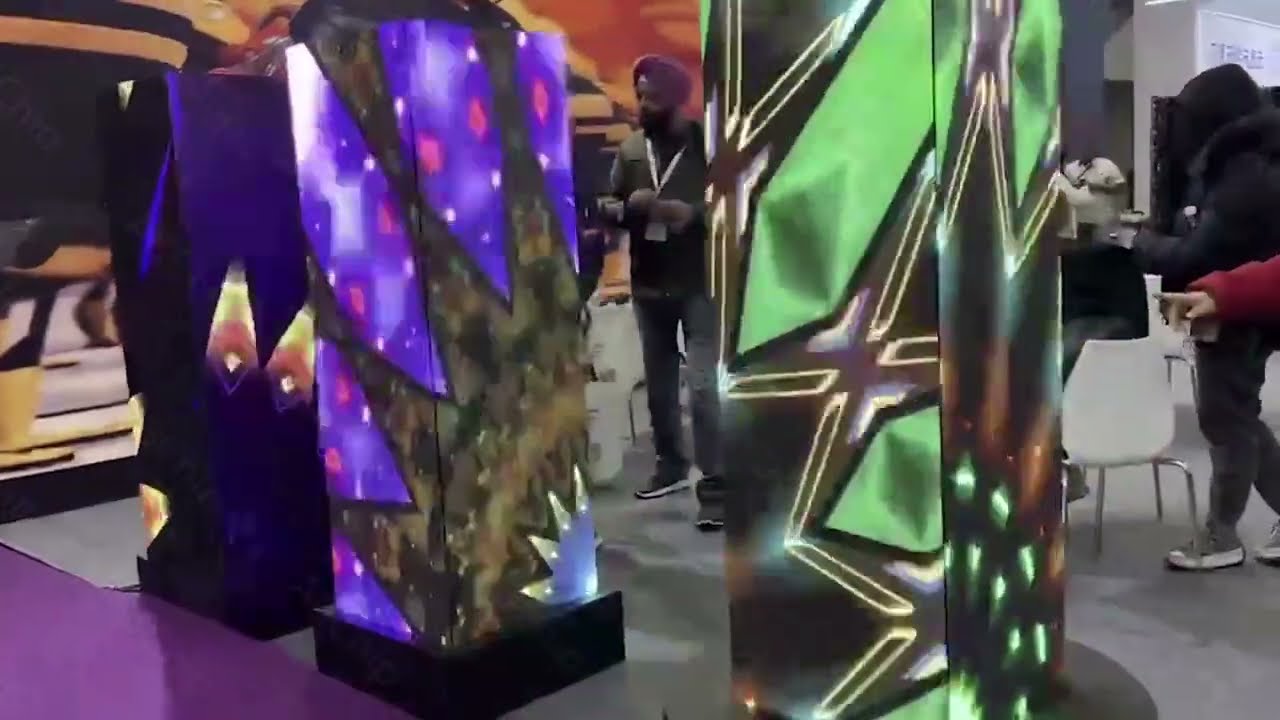 LED display attached to pillar.#led #ledscreen #ledmanufacture #ledpanel #leddisplay #display