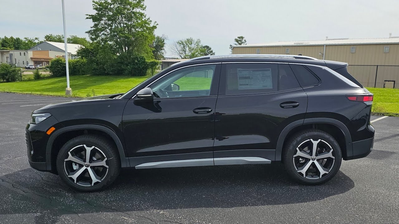 2025 VW Tiguan 2.0T SE 4Motion NEW!