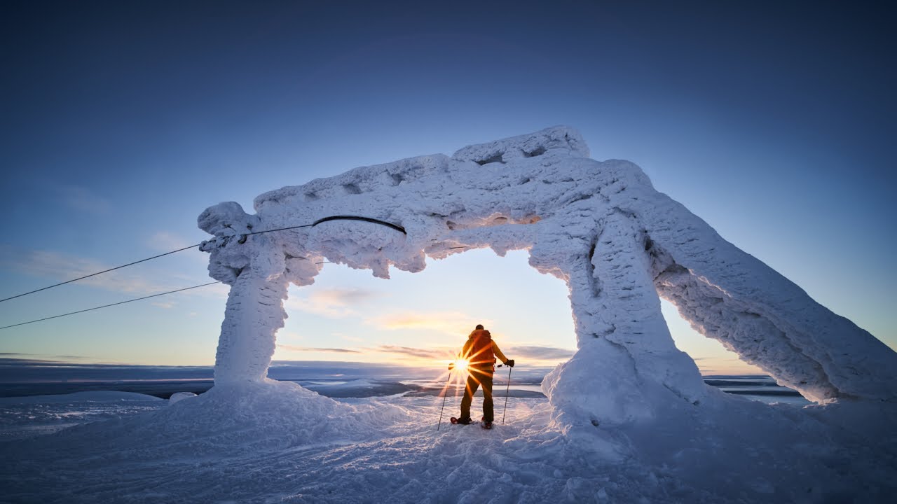 Chasing the sunrise in one of LAPLAND's most breathtaking National Parks