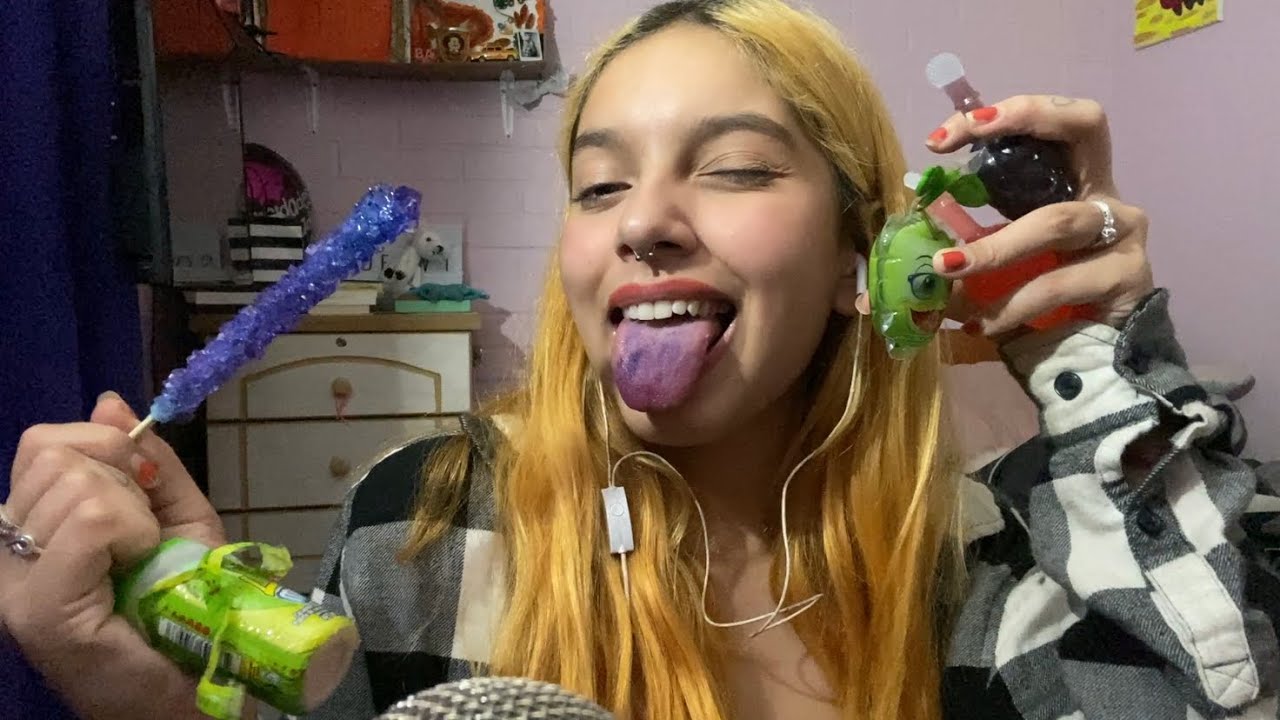 ASMR PROBANDO DULCES VIRALES DE EEUU| MOUTH SOUNDS 👄 | SOFIWI