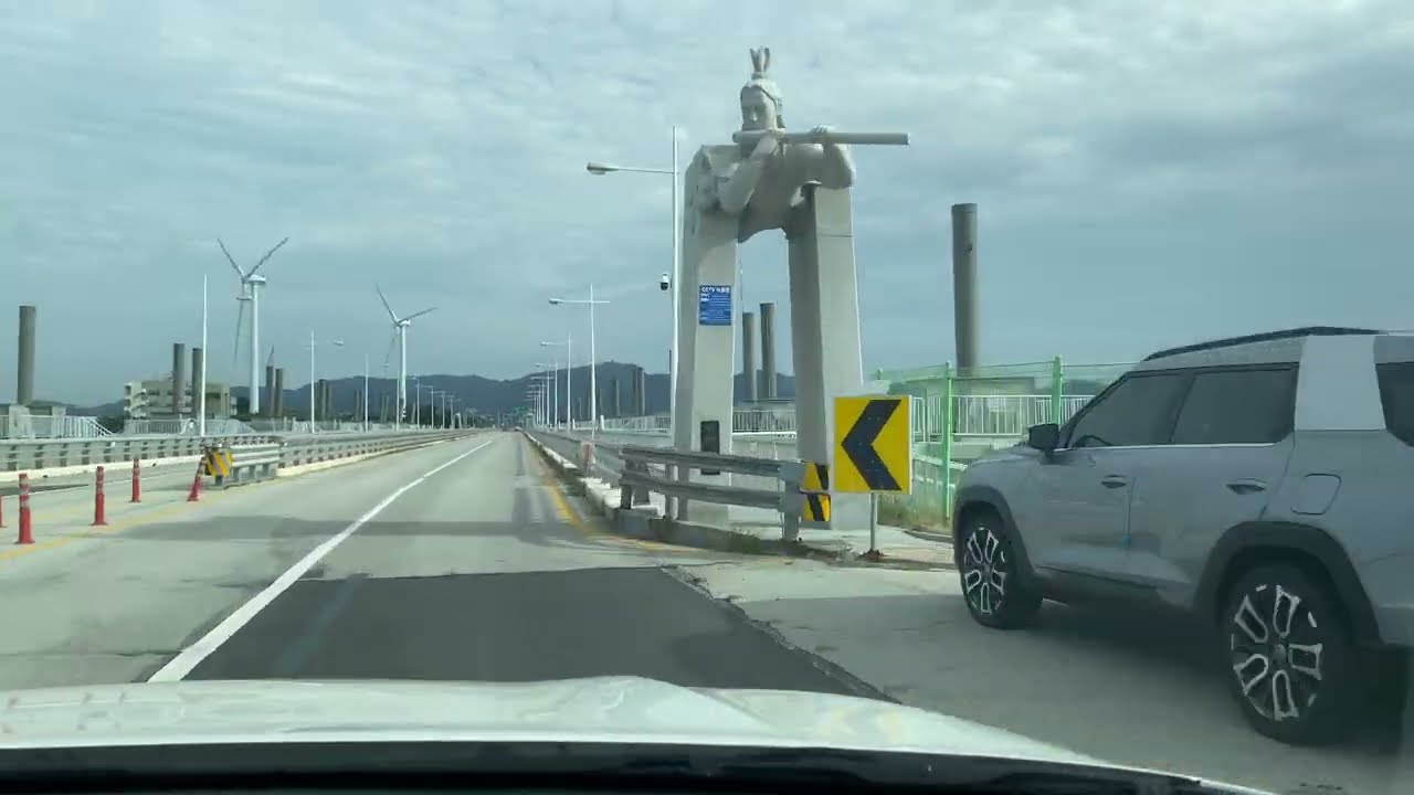 Video Of Driving From Saemangeum Plaza To Saemangeum Seawall  새만금 광장에서 새만금 방조제로운전하는 영상.
