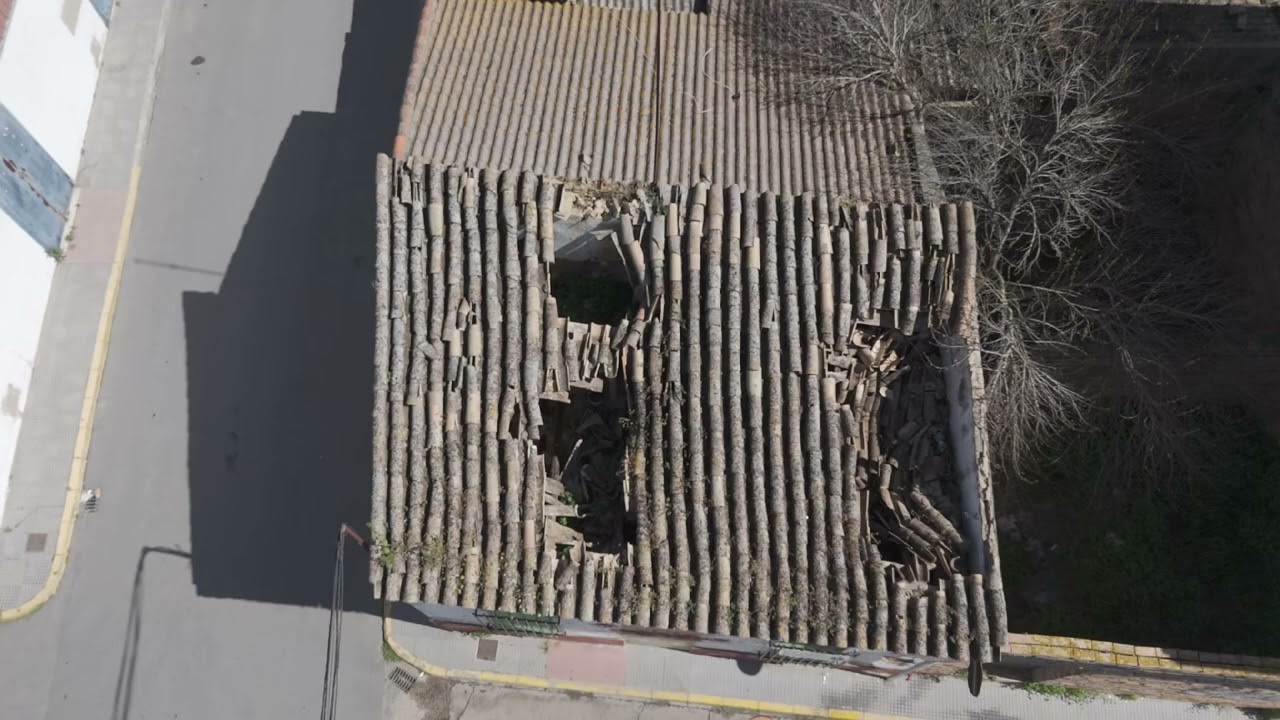 La importancia de ver desde el aire // vivienda para reformar íntegramente 