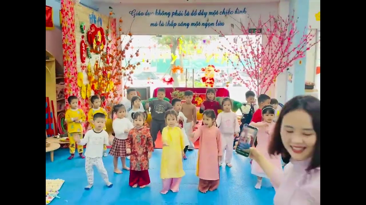 BIỂU DIỄN VĂN NGHỆ LỚP DONAL