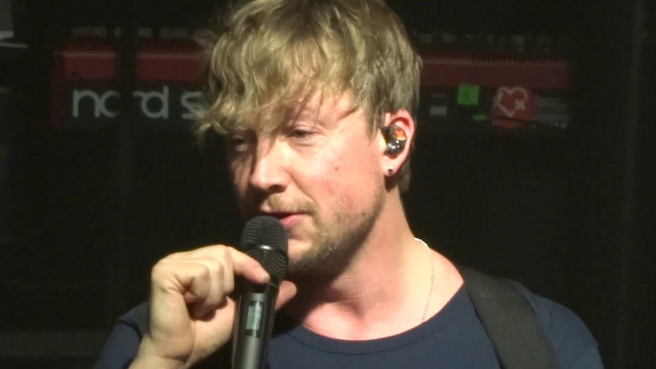 Sunrise Avenue - I help you hate me @Hamburg