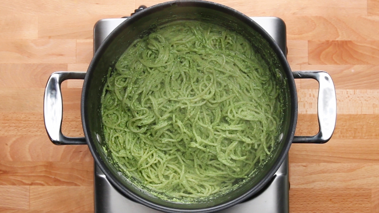 Vegan Pesto Pasta #VeganFridays