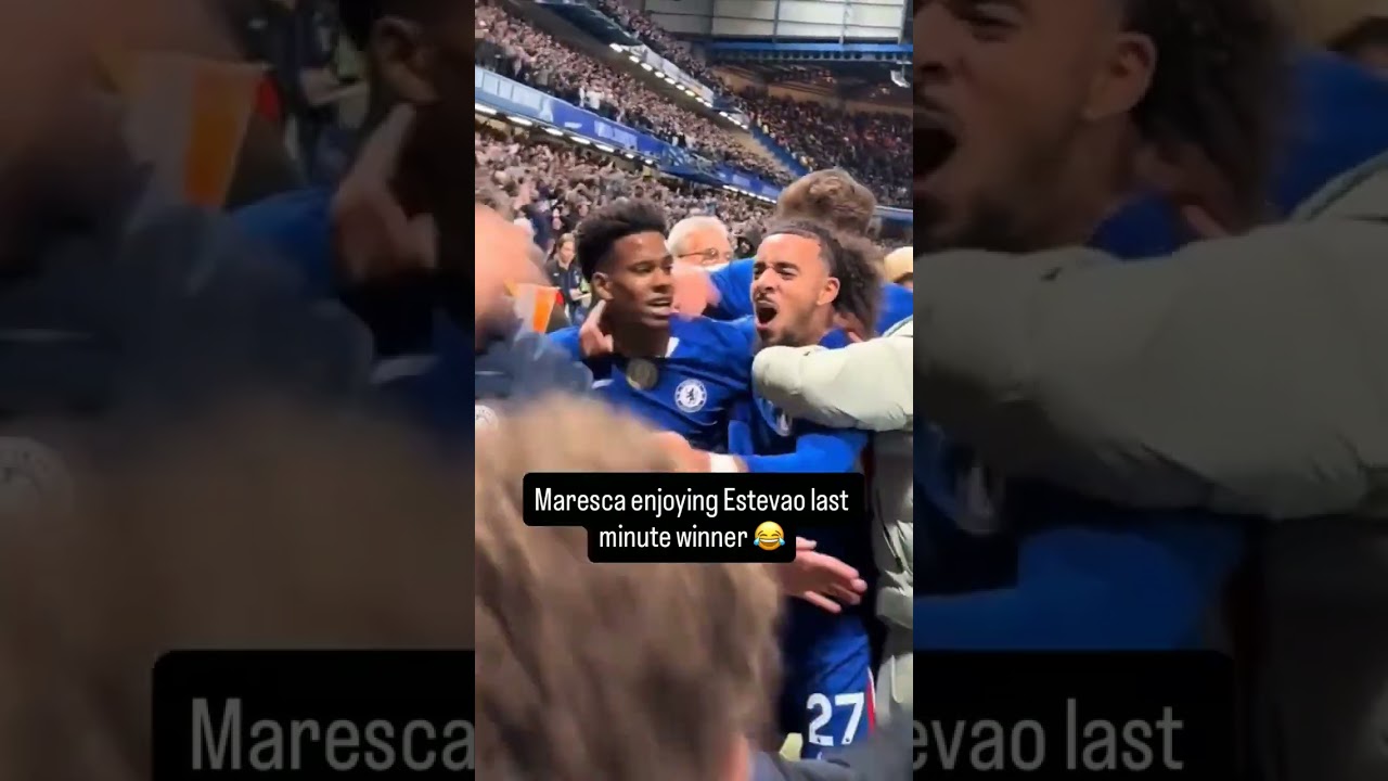 Enzo Maresca celebrating the Chelsea's last minute winner against Liverpool