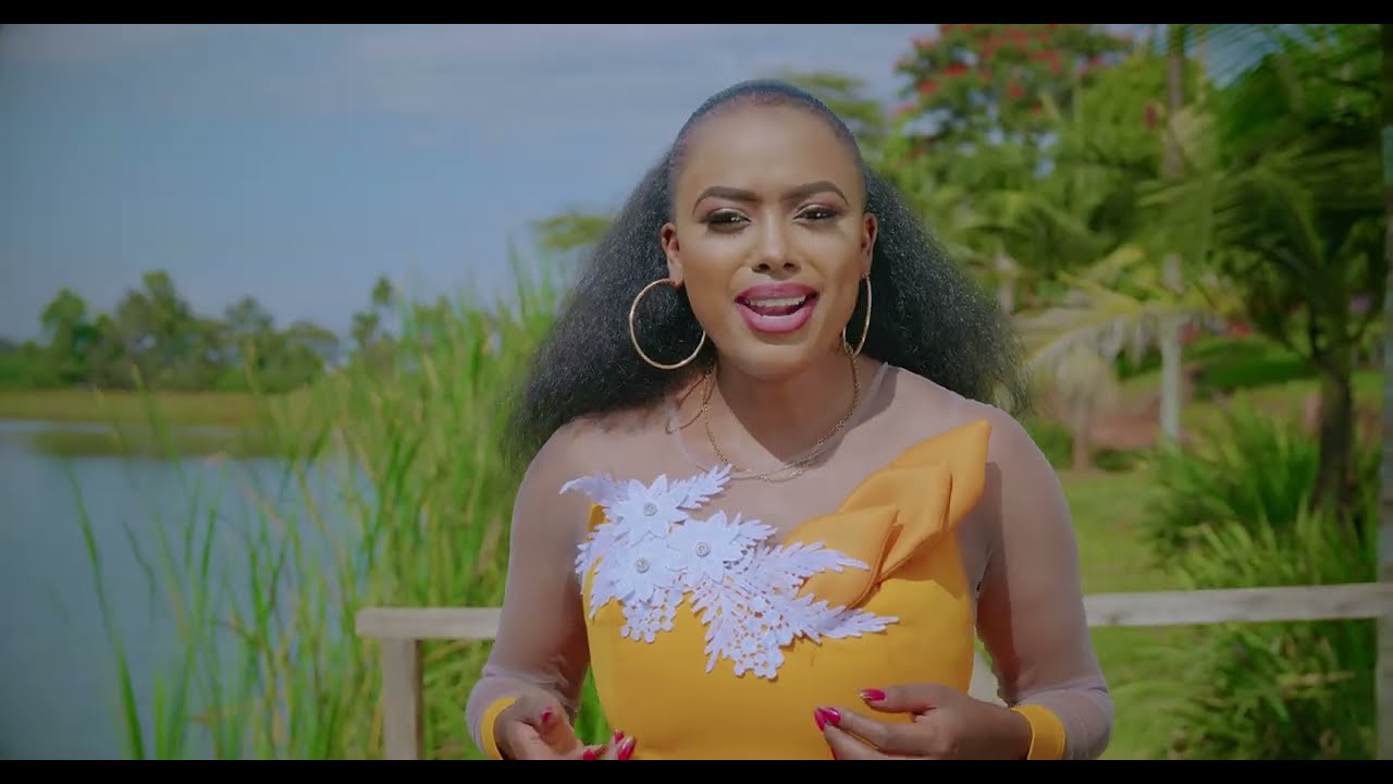 MAGGIE SHII - MBARATHI  (Official Music Video)