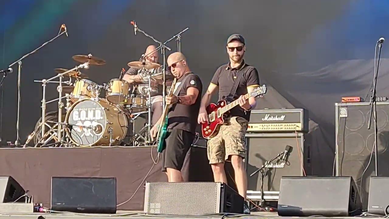 Durstige Nachbarn - Das ist Oi! + Alkohol & Nikotin (LIVE G.O.N.D. 2023 Lausitzring)