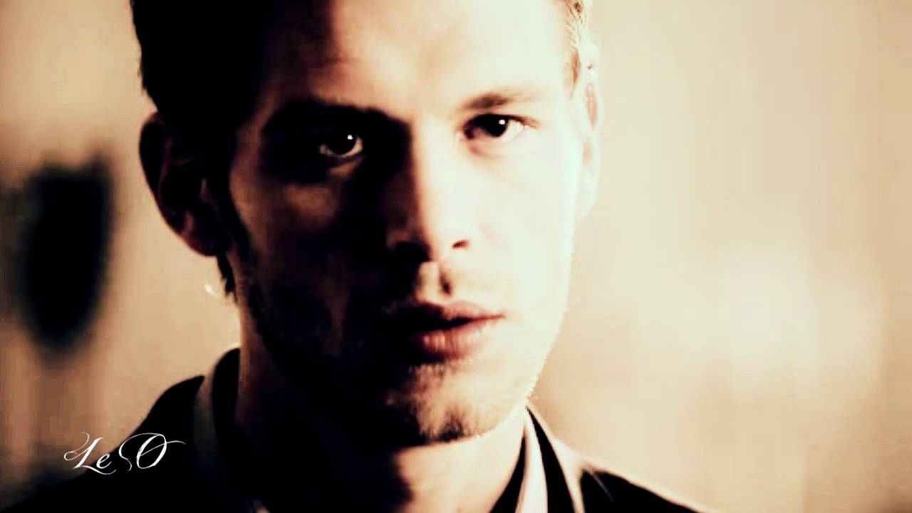 Elena/Klaus/Caroline - 