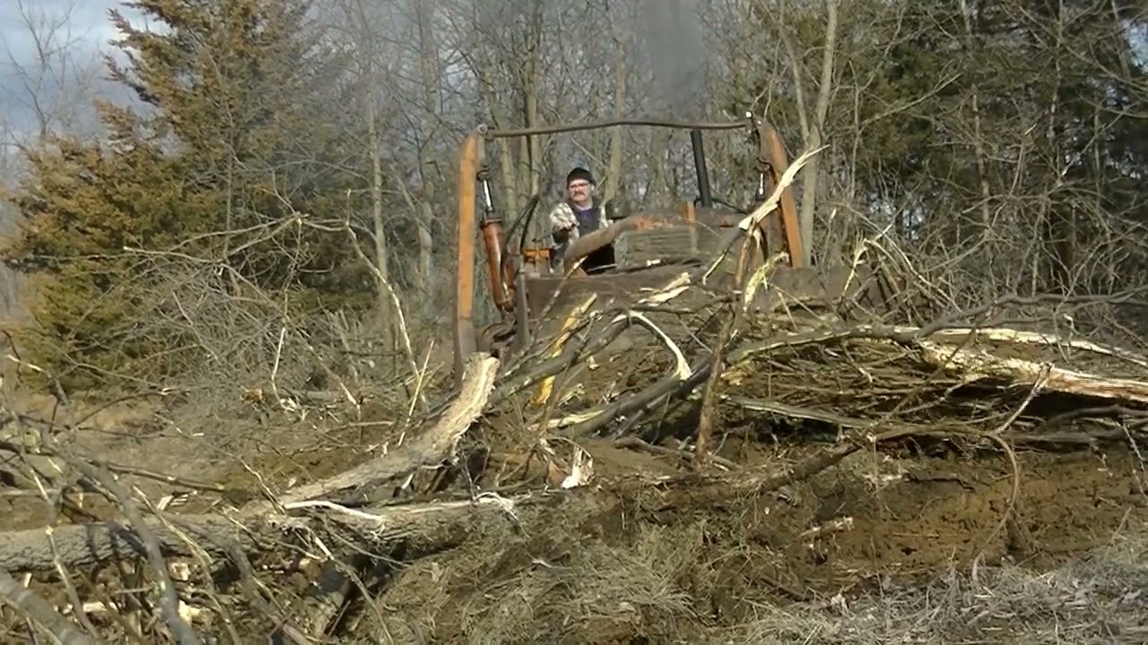 Allis Chalmers Hd 7 Pappy's old school dirt pushing