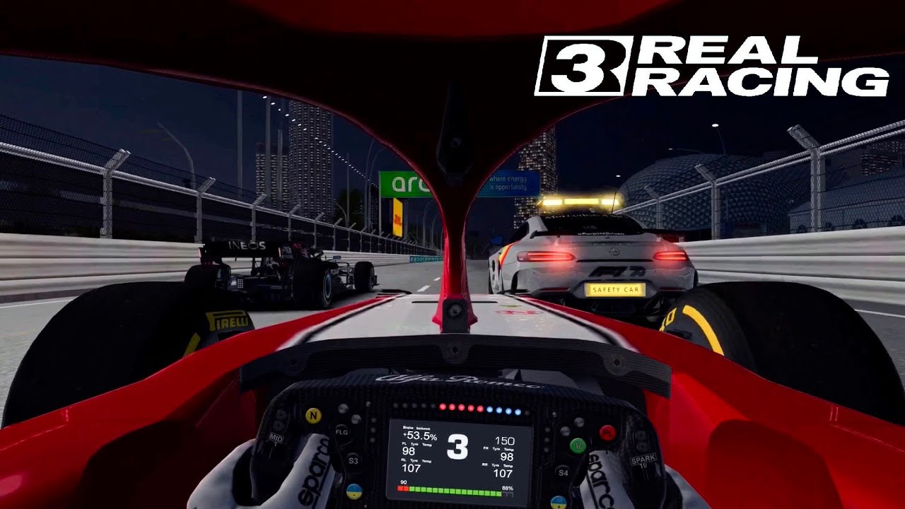 Lewis Hamilton vs Bernd Maylander