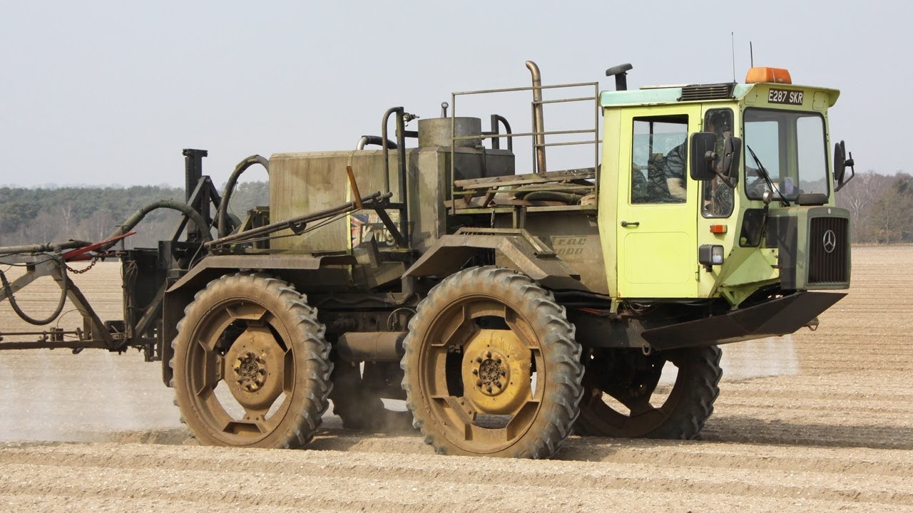Classic forward-control Mercedes-Benz MB-Trac 1000 | Classic sprayer | Knight conversion
