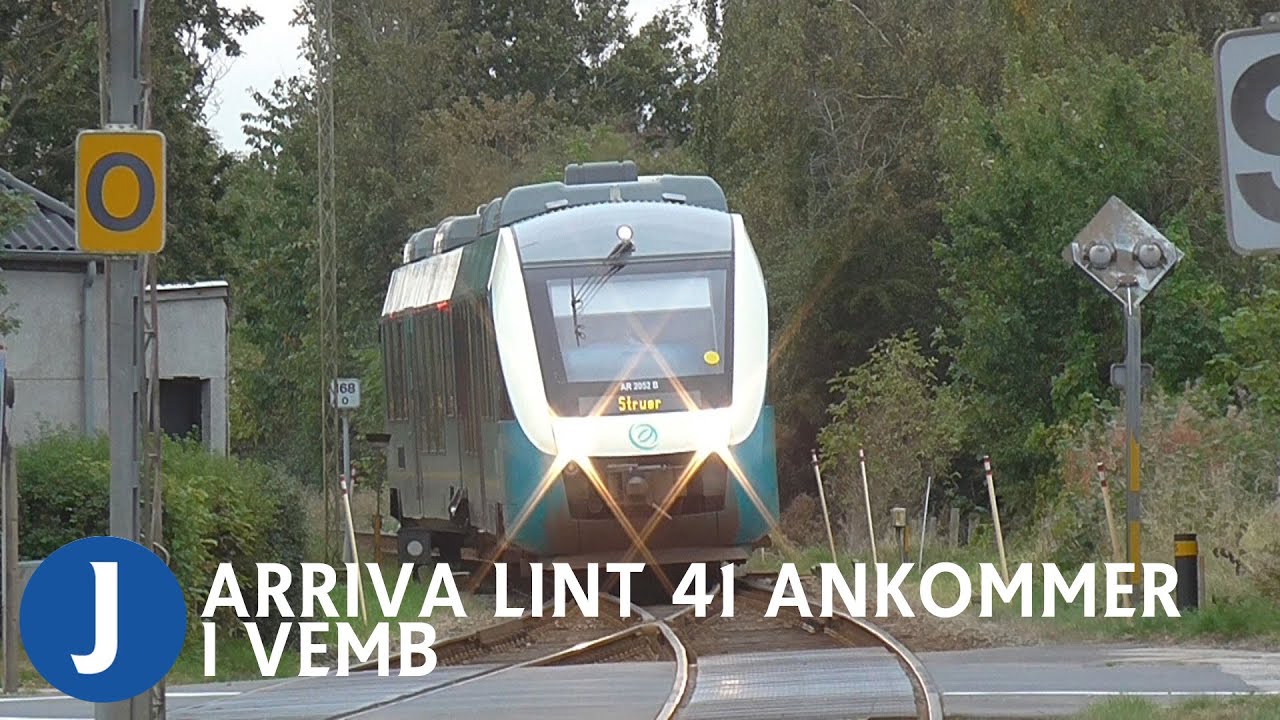 Arriva Lint 41 ankommer i Vemb