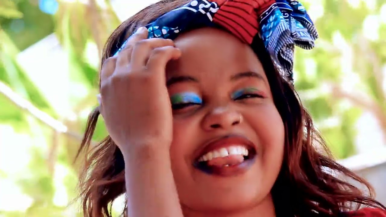 Nelita Mwana -- Ekoma -- Sobrinho Do Rambo filmes