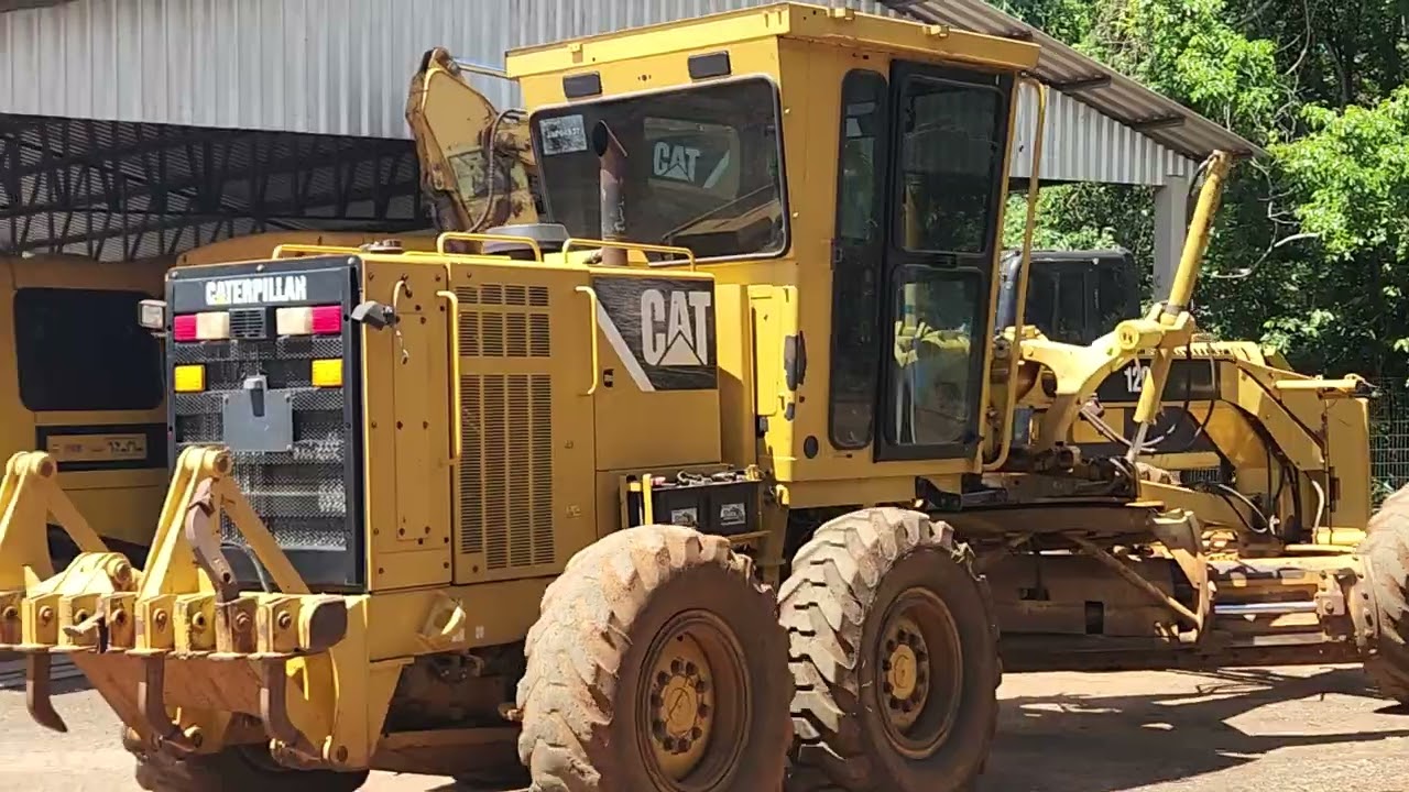 MOTONIVELADORA CATERPILLAR 120K ANO: 2013 À VENDA EM LEILÃO ONLINE