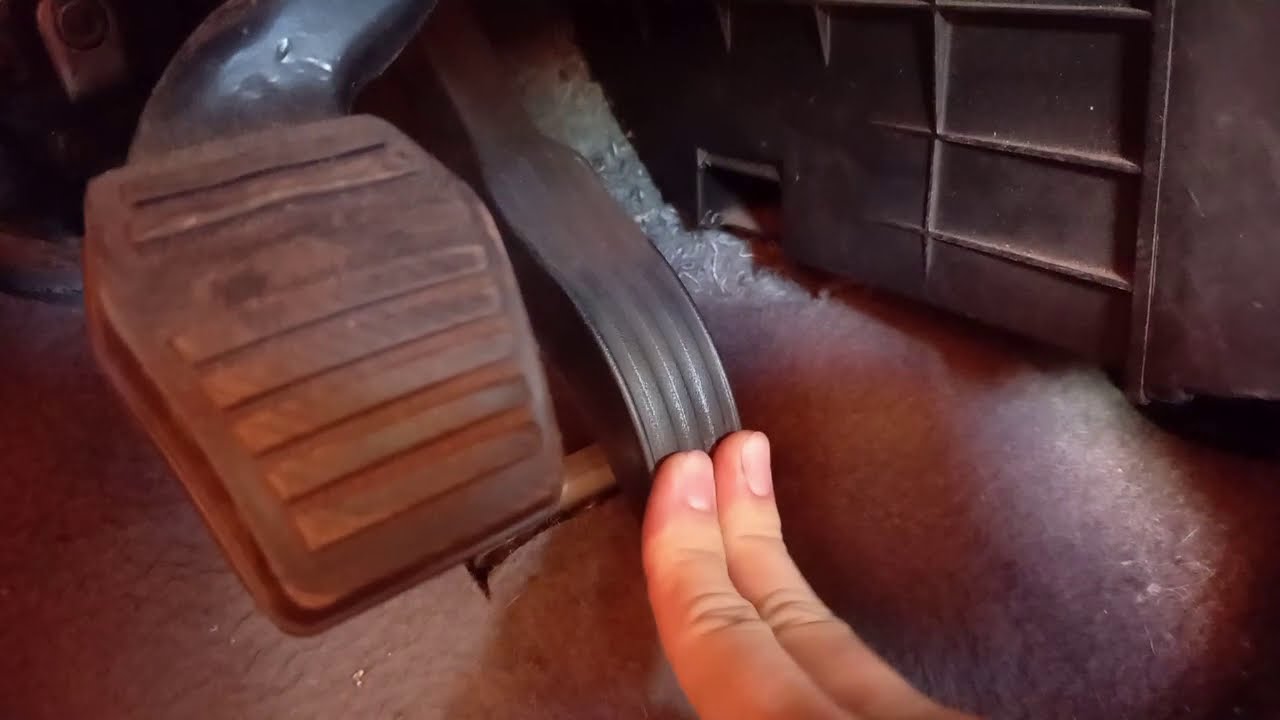Regulagem do cabo do acelerador do Ford Ka Zetec Rocam (Ka 02, 2013/13)