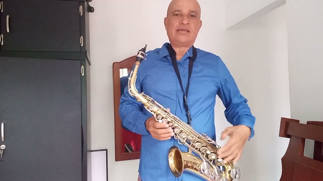 tutorial sax alto el santo del amor ( campeche show)