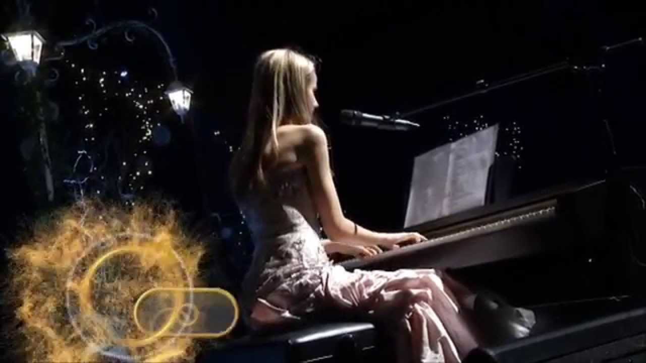 Anita Kralj - Klavirski medley Internacional (MGNZ 2014)