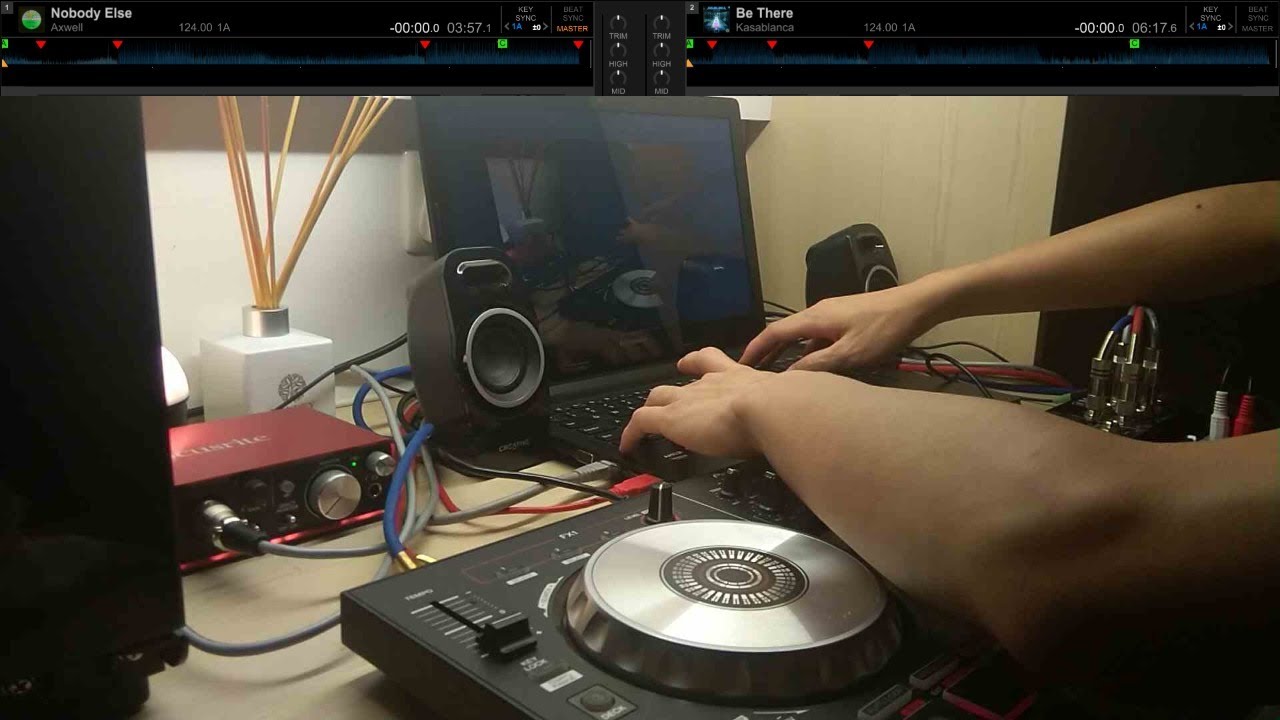 MUSIC CHILL LIVE STREAM [M4RTYR]