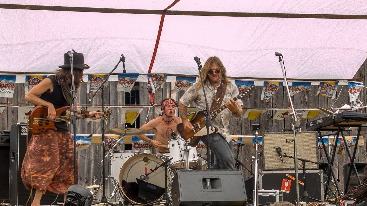 Ready to Groove  -  Superstack - Hawkfest 2014