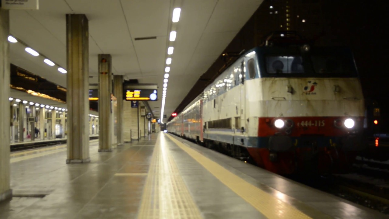 Intercity Notte 765 in partenza da Rimini