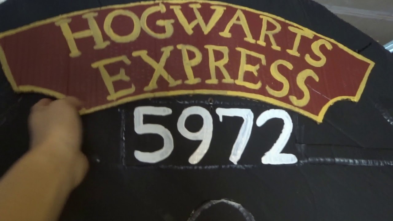 Harry Potter Hogwarts Express DIY