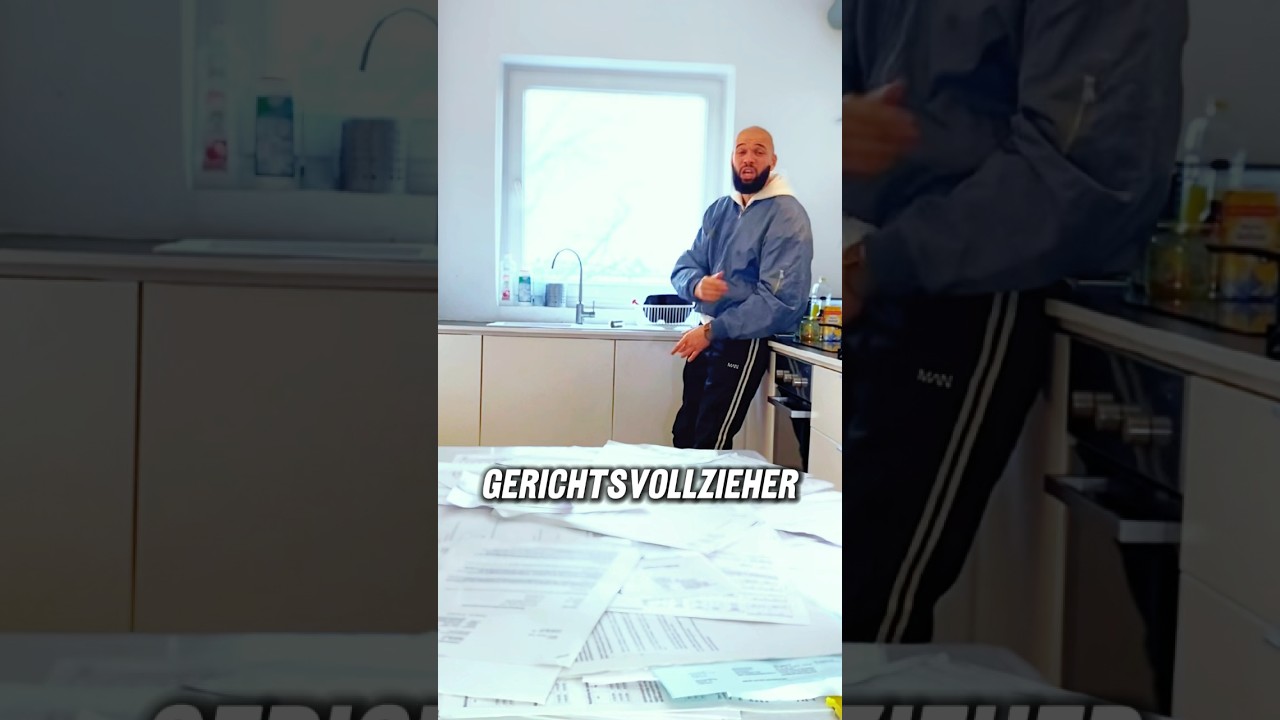 Kam der schonmal bei dir? K&uuml;chentisch jetzt online #deutschrap #rapper #rap #deutschrapnewcomer