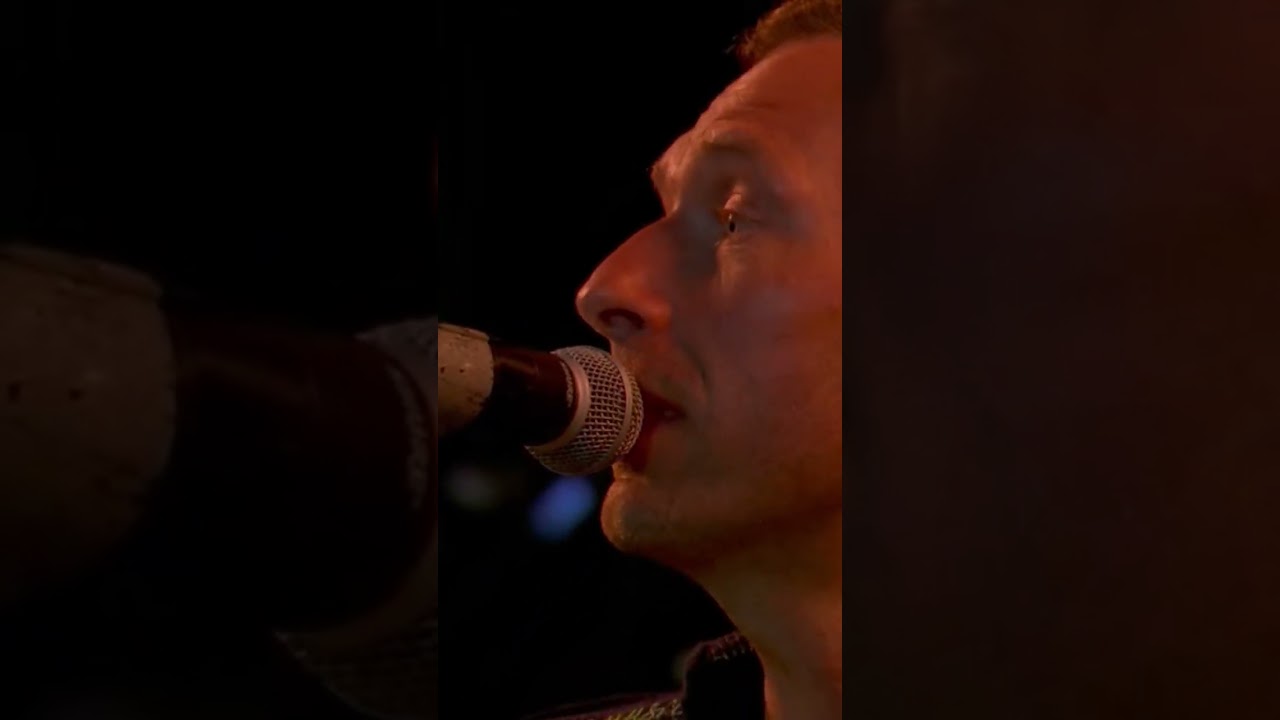 Coldplay yellow live Glastonbury 2024 