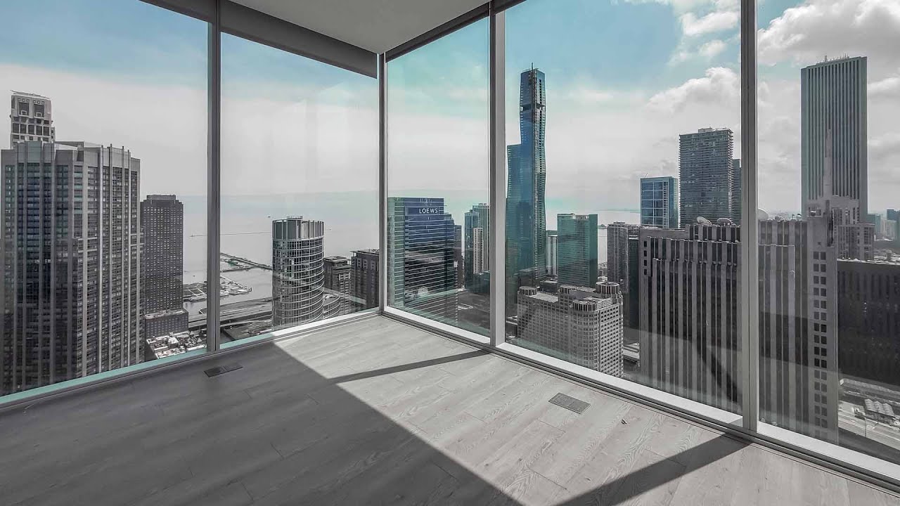 An -05 Apex 3-bedroom, 2-bath at Streeterville's Optima Signature apartments