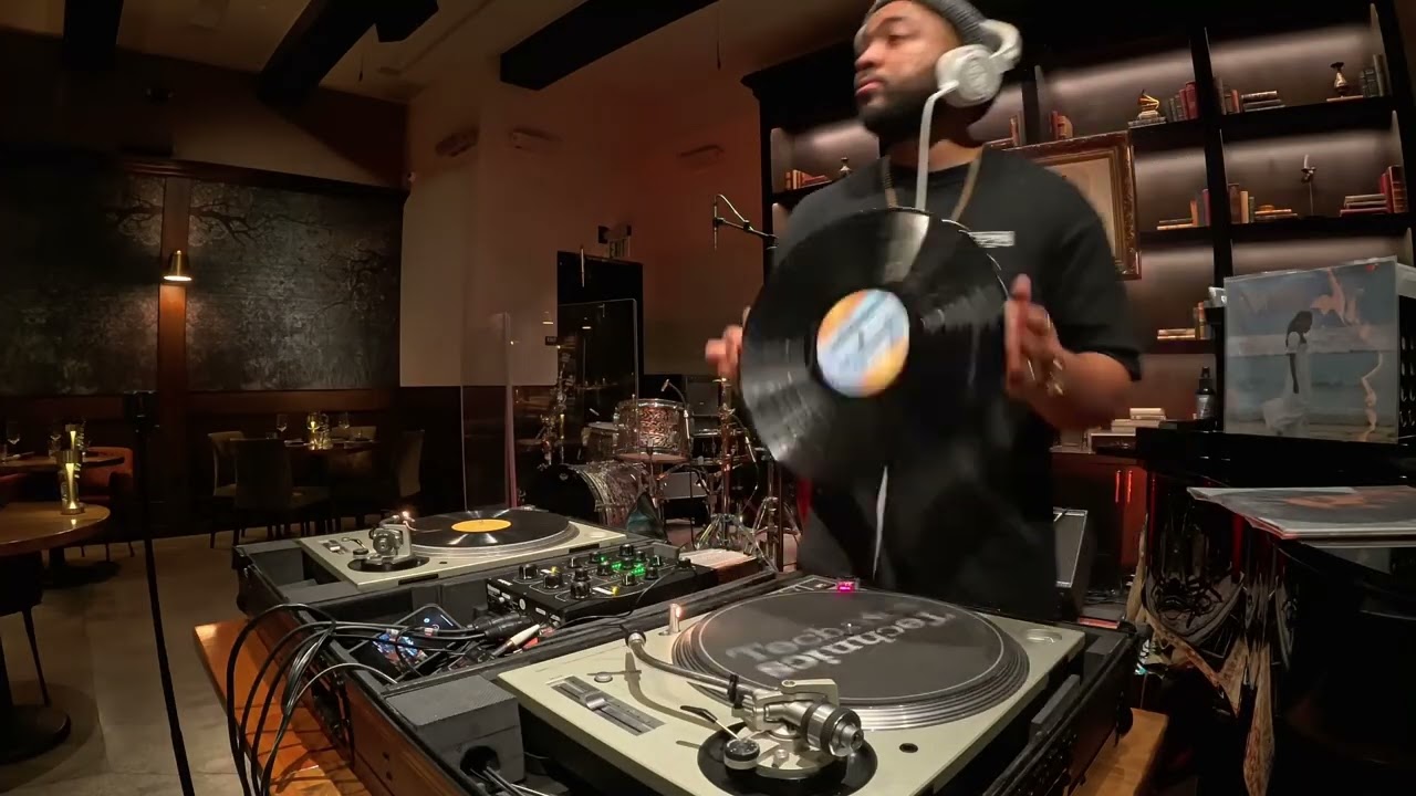 Vinyl ONLY| ANALOG SUNDAYS | SAMPLED SELECTION | DEEP CUTS OF SOUL & JAZZ with IAMAUGIERAY