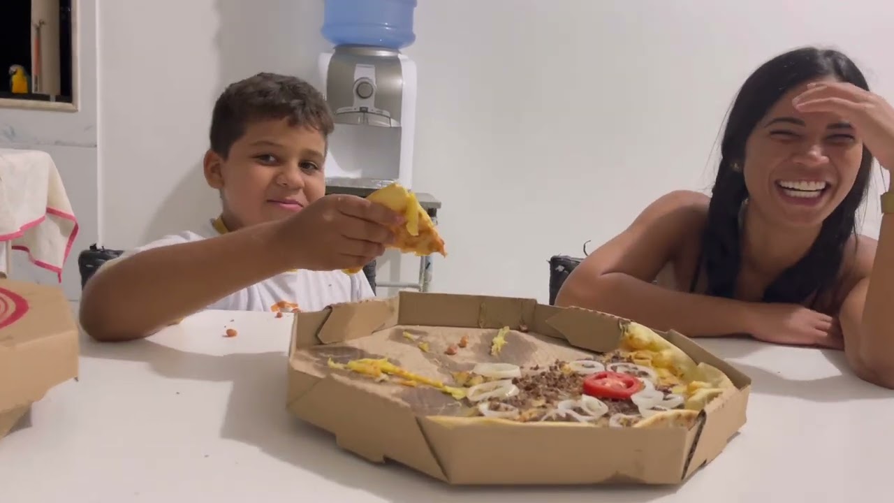 MATEUS ENSINA A VANESSA AS MELHORES COISAS DA VIDA