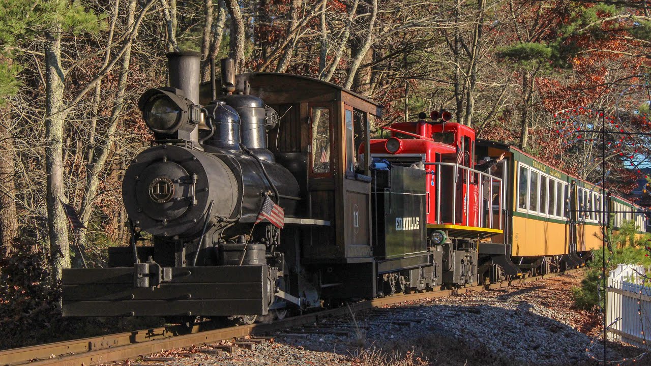 Great Doubleheader Action With Porter 0-4-0T #11 & GE GE23 #2 @ Edaville Railroad!!