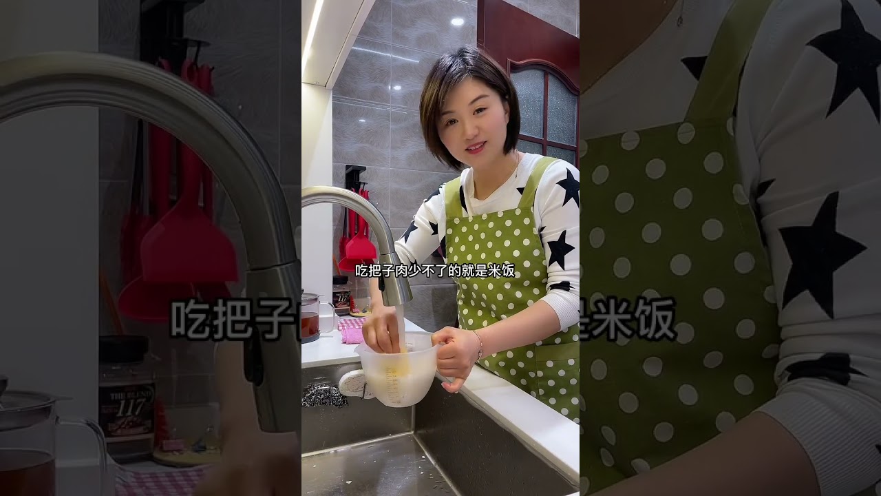晚餐花50块买了一块漂亮的五花肉做了一锅把子肉，软烂又下饭，直接香迷糊了，拌上大米饭简直就是人间美味～#妈呀太香了 #跟抖音学做菜 #卤味 #大人小孩都爱吃 #把子肉
