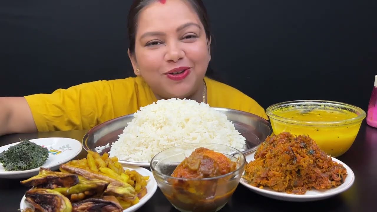 ComfortFood Eating, Bigbites, Eating Rice With Tok Dal, Alu Vaja, Lote Jhuri, Egg kosha,।।