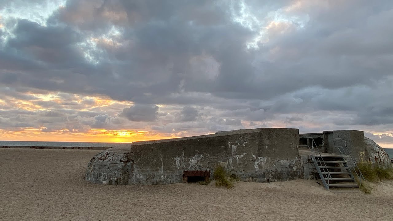 Unterwegs am Atlantikwall: Bunker in Thybor&oslash;n