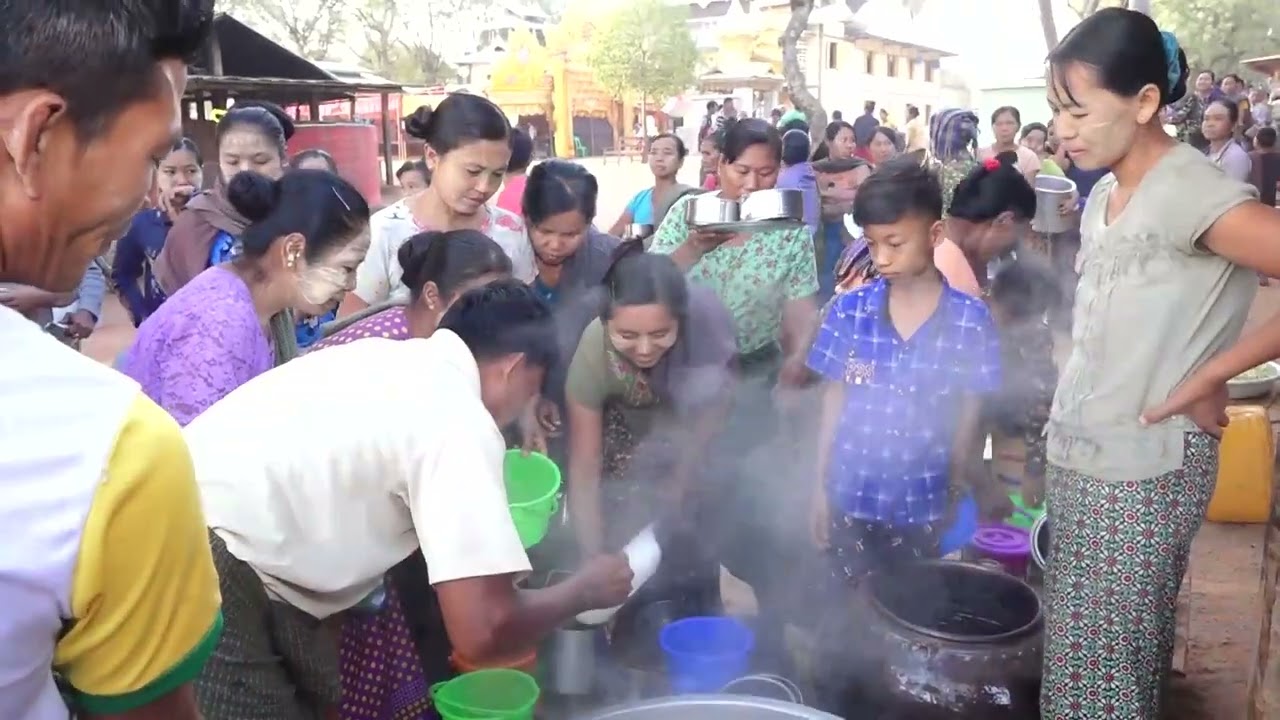အလှူဒါယကာဦးစိုးသူ+အလှူဒါယကာမဒေါ်အေးအေးမွန် အလှူအမှတ်တရ