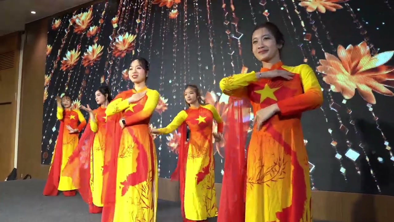 MỘT VÒNG VIỆT NAM