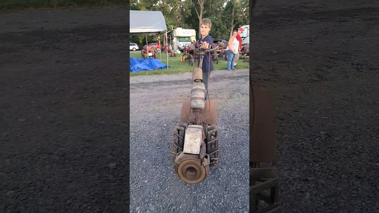 Antique 2 Stroke tiller rescued by Best Mechanics Arcadia Md 2023