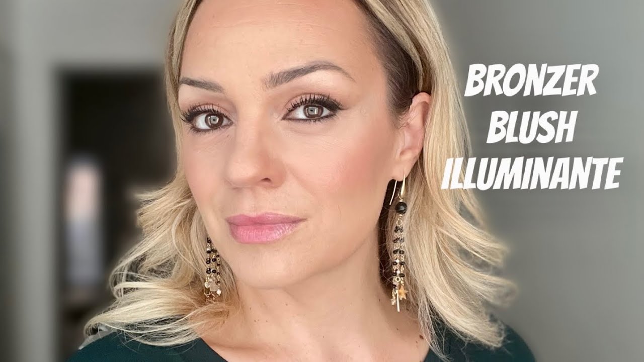 Come si applicano Bronzer, Blush e Illuminante