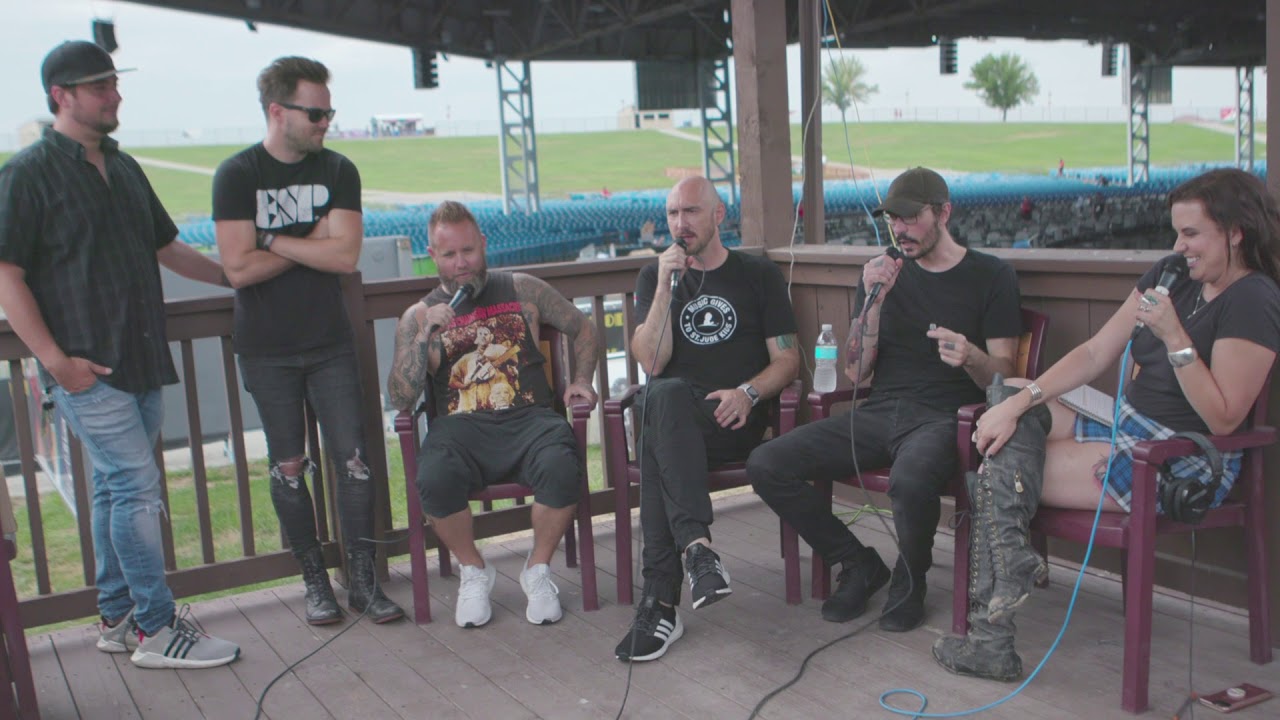 В программе Breaking Benjamin рассказывают о написании песни «Ember», поддержке благотворительных...