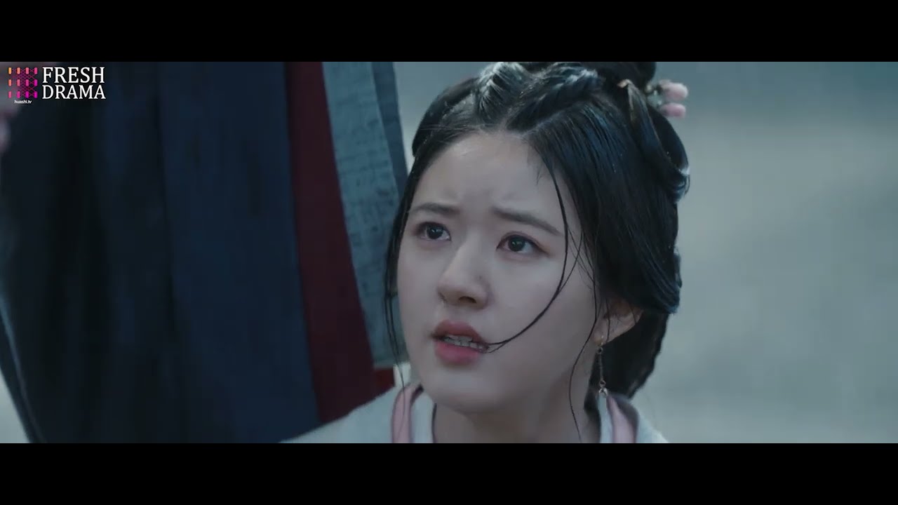 Heartbroken! After listening to what she said, the young lady's mother slapped her hard.