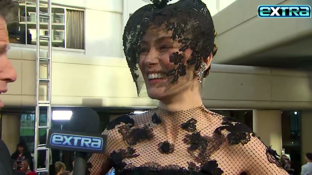 Rosamund Pike SMASHED Her Face in Fall Before Golden Globes! (Exclusive)