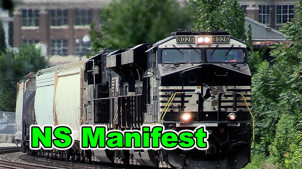 Norfolk Southern Manifest Train With Horn, NS 8026, NS 7647, NS 8002