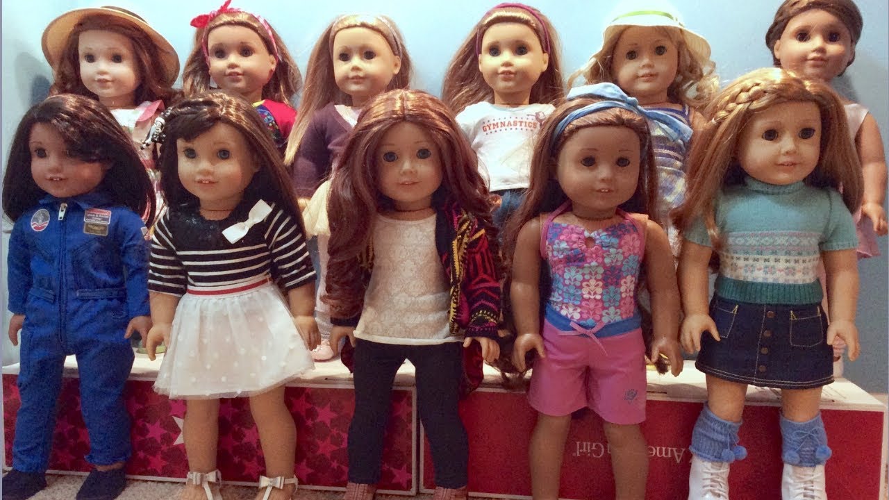 Dressing my GOTY Dolls into to their Hobby Outfits