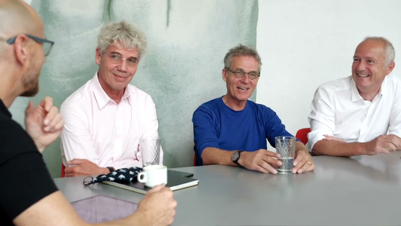 schneider + schumacher - The meaning of acceleration or why we like Chinese